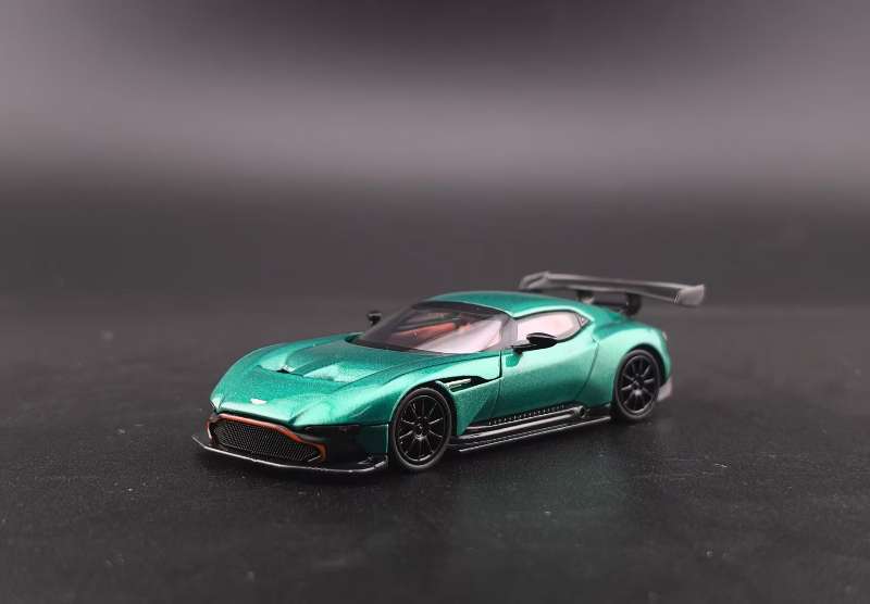 PREORDER Fine Works 1:64 Aston Martin Vulcan ‘Open Bonnet’