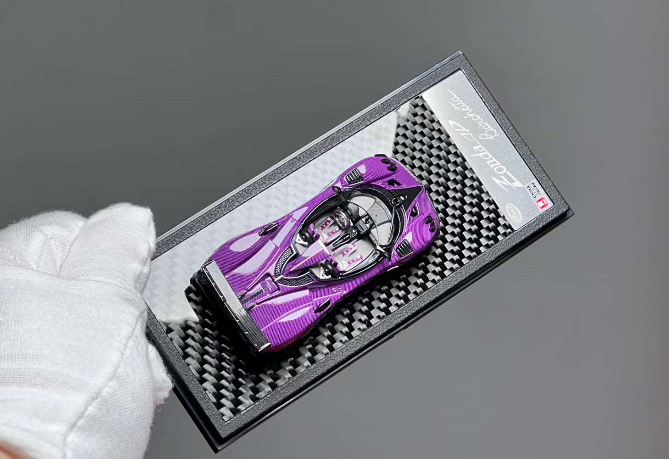 LCD 1:64 Pagani Zonda HP Barchetta (Metallic Purple)