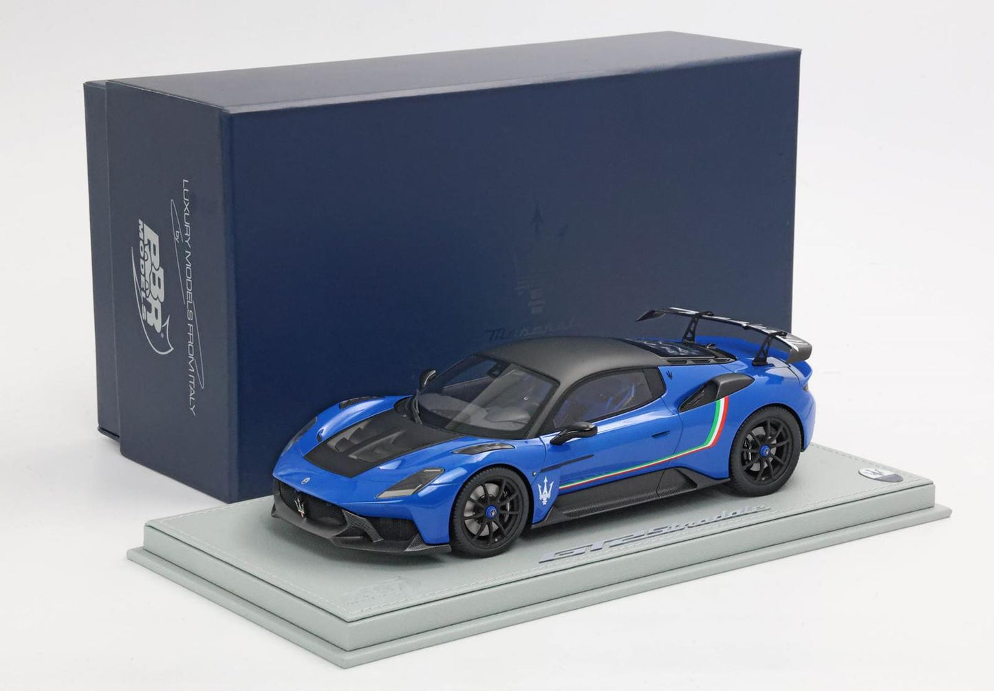 [PRE-ORDER] BBR 1:18 Maserati GT2 Stradale (Blu Infinito w/ Italian Stripes)