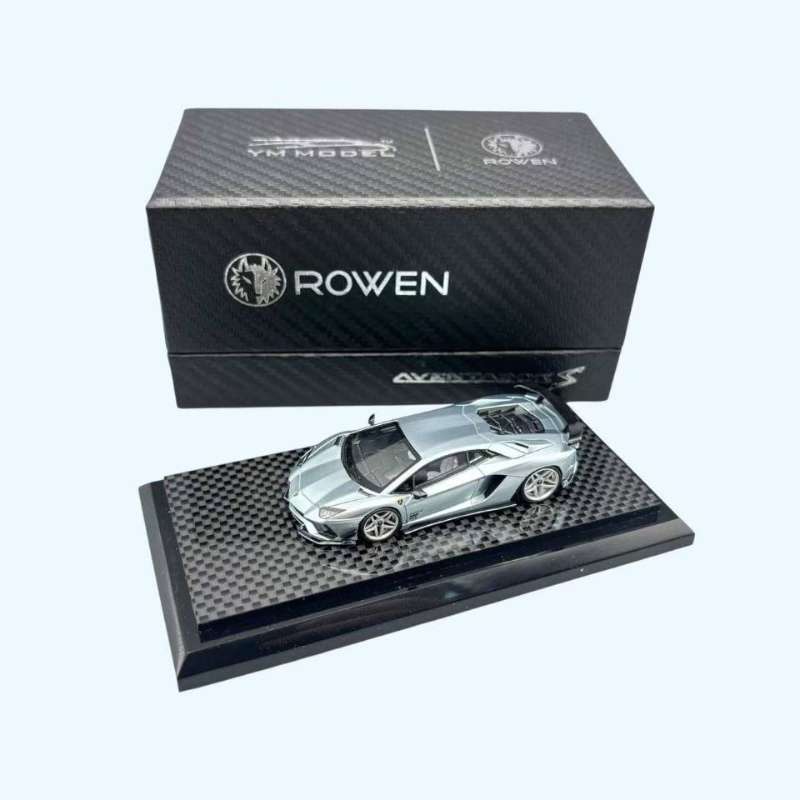PREORDER YM Model 1:64 Lamborghini Aventador S ‘Rowen’ (Ice Blue)