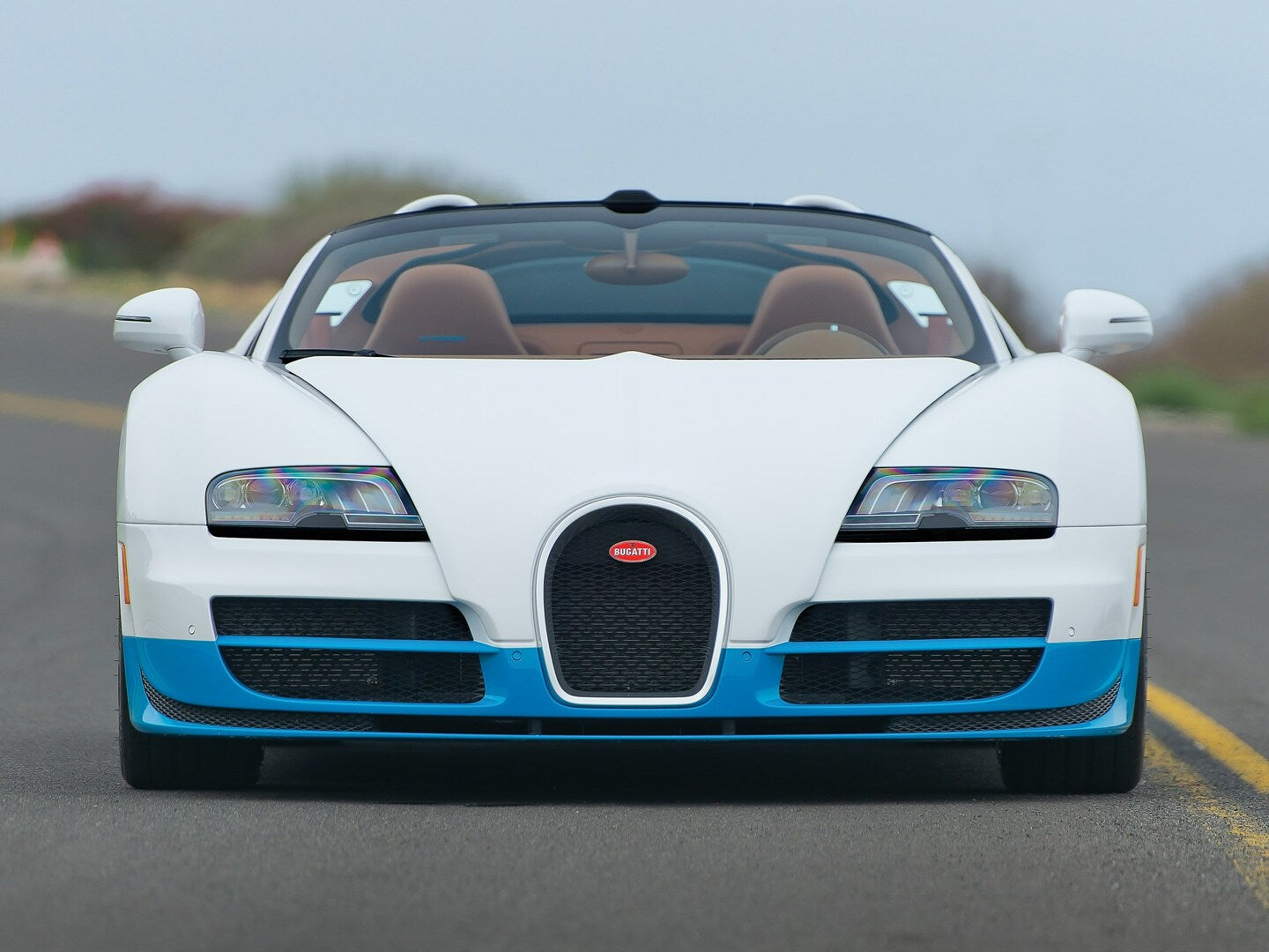 PREORDER 1:18 Bugatti Veyron 16.4 Grand Sport Vitesse 'Le Ciel Californien'