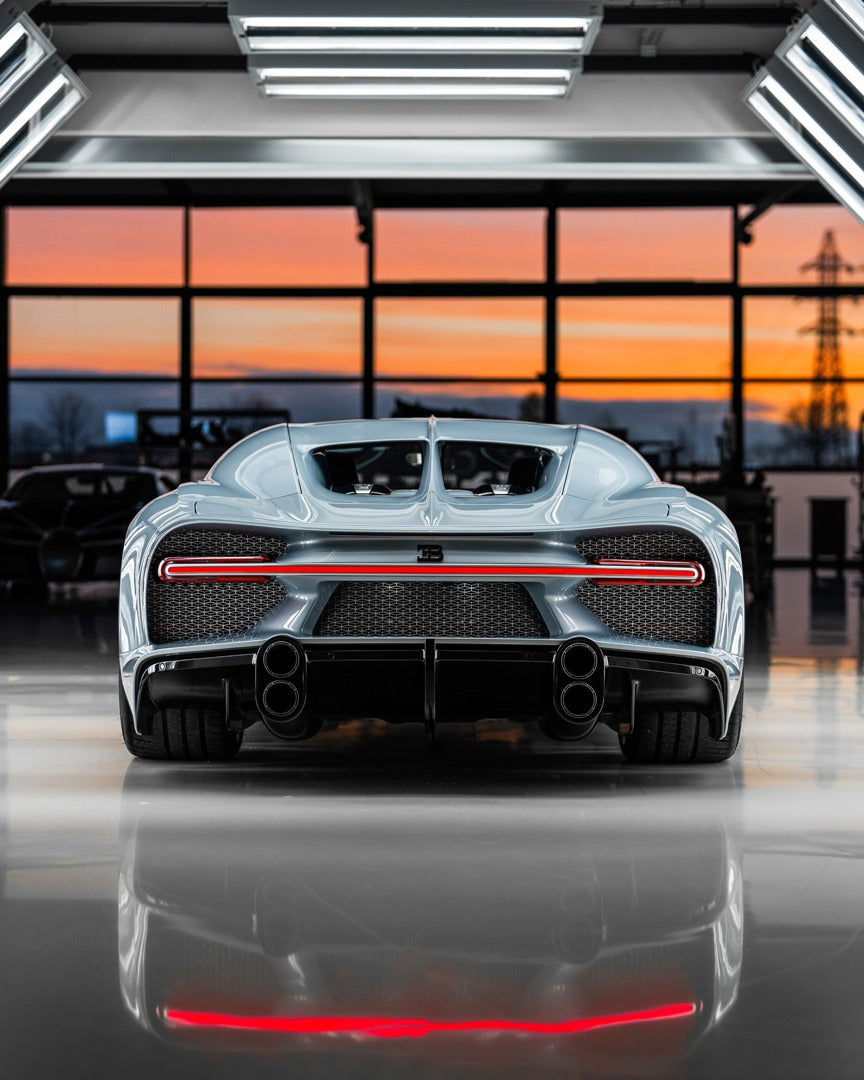 PREORDER HH Model x Miniature Planet 1:18 Bugatti Chiron Super Sport 'Le Muguet' (Exclusive Model)