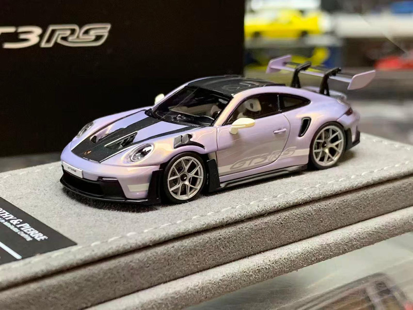 PREORDER Timothy & Pierre 1:64 Porsche 911 992 GT3 RS