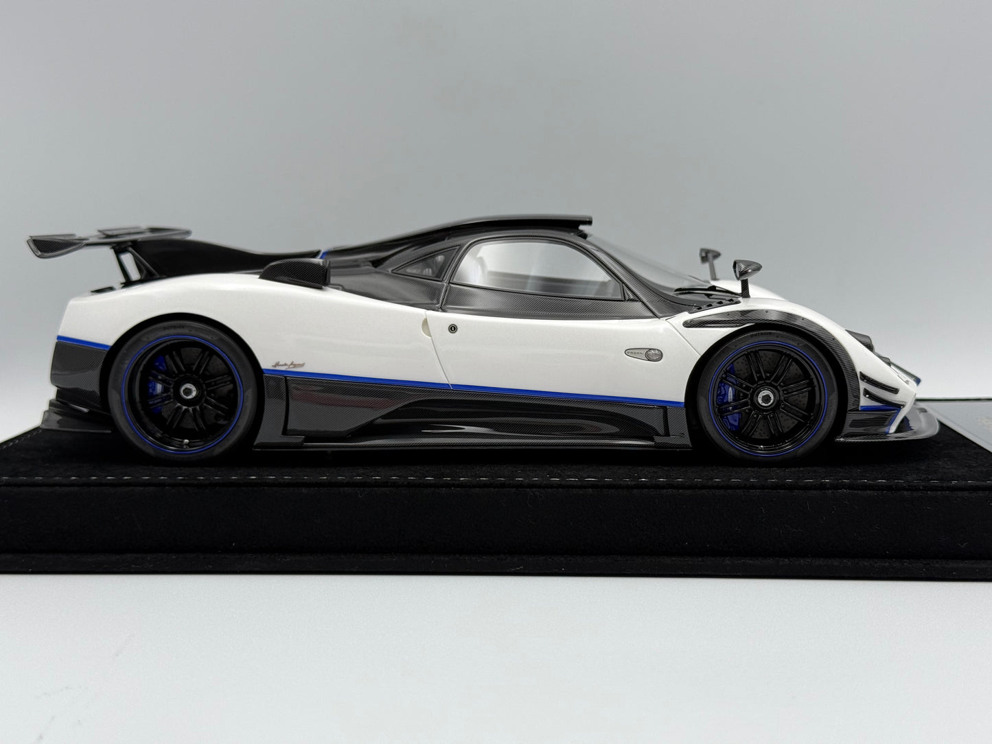 Henson & Heaven 1:18 Pagani Zonda 760 Riviera