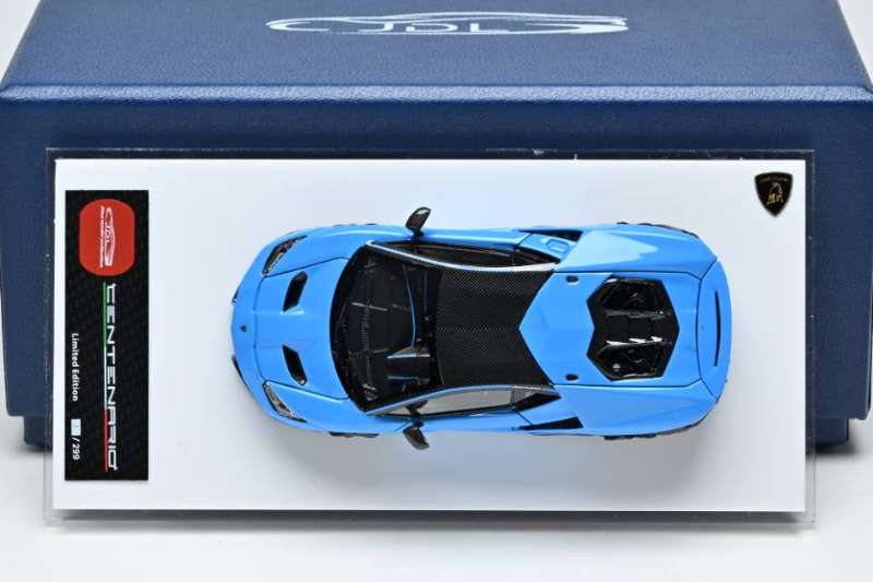 JDL Model 1:64 Lamborghini Centenario LP770-4 (Sky Blue)