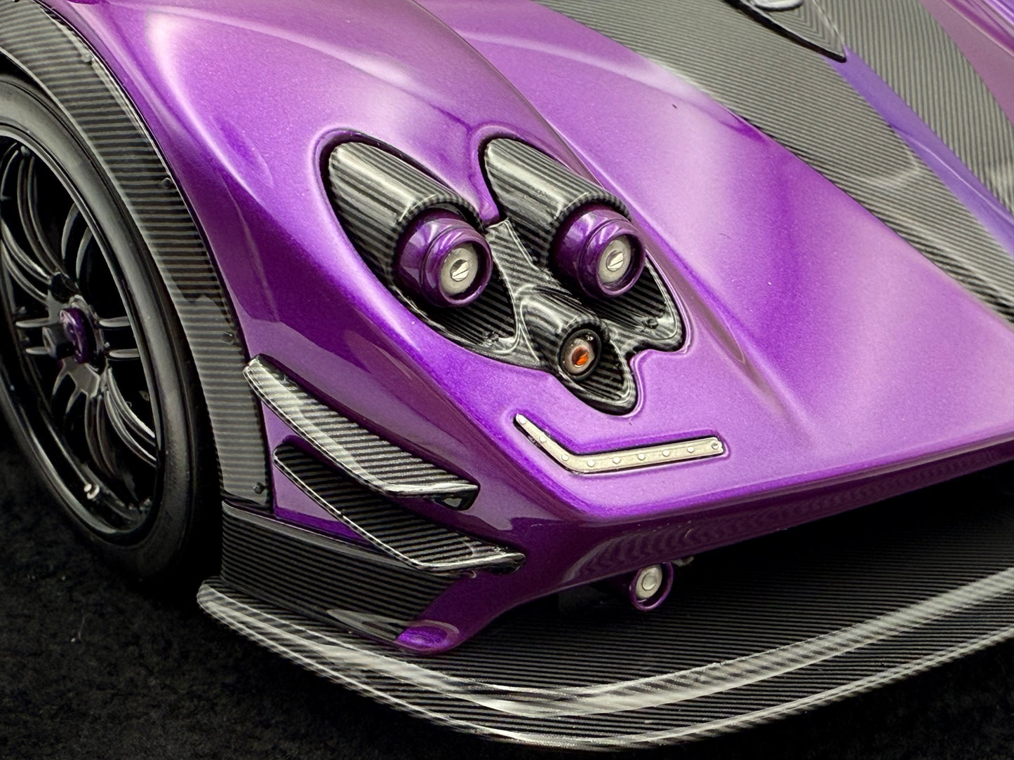Henson & Heaven 1:18 Pagani Zonda 760 LH