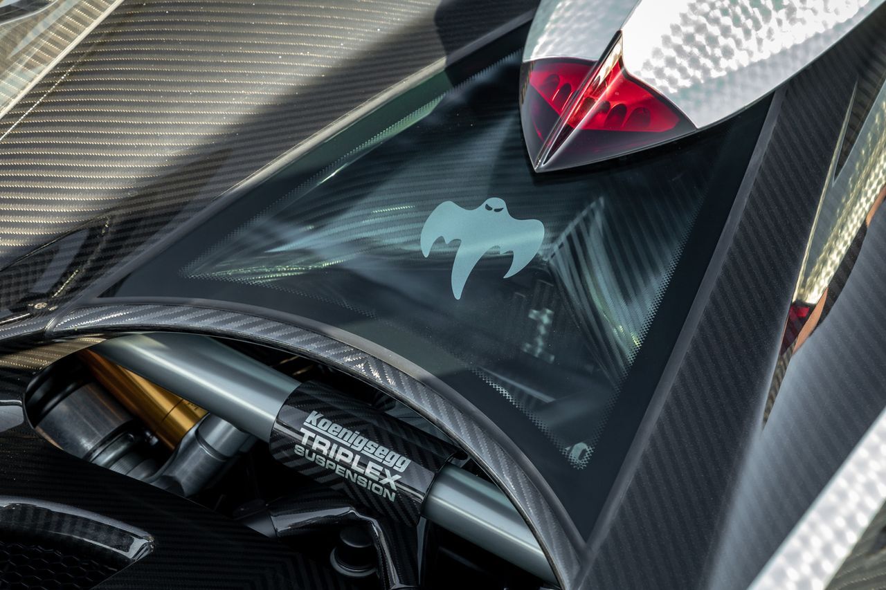 PREORDER VMB x Miniature Planet 1:18 Koenigsegg Agera RS Final Edition - Vader