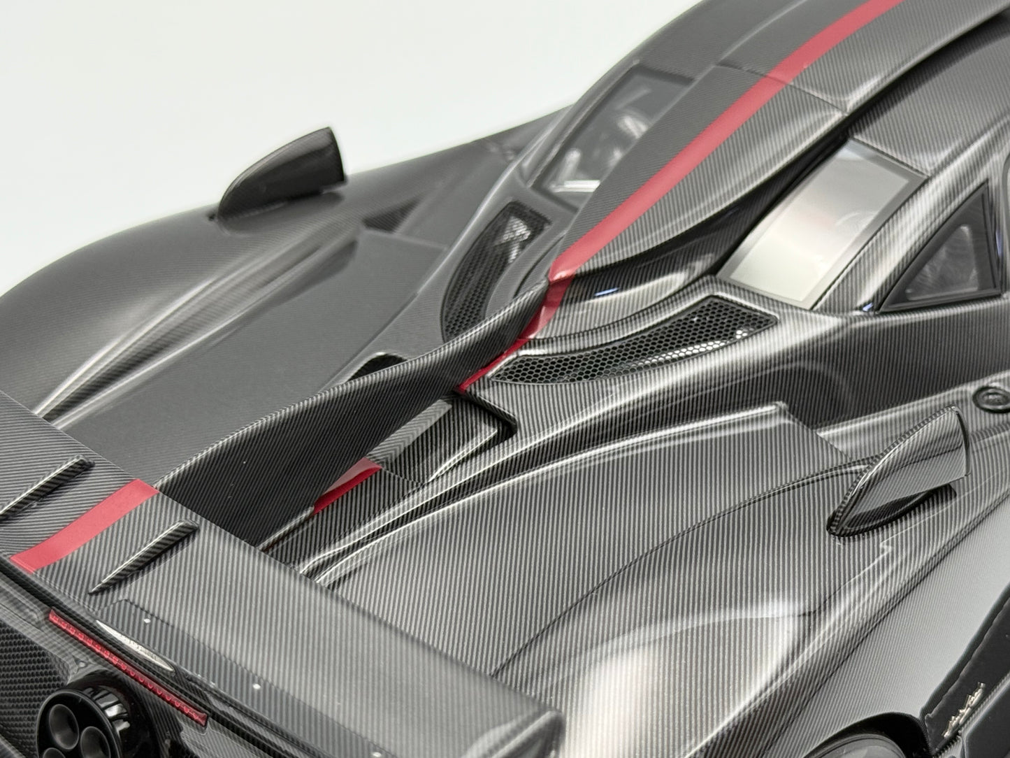 Henson & Heaven 1:18 Pagani Zonda KAQ