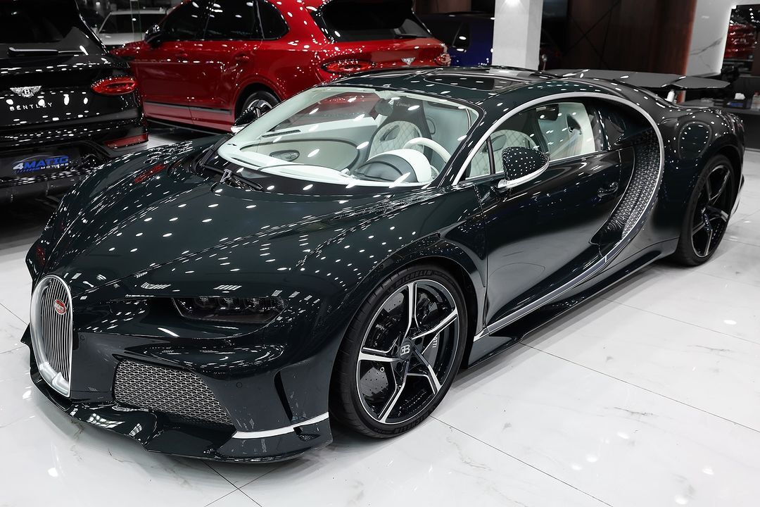 PREORDER 1:18 Bugatti Chiron Super Sport 'ĽÉmeraude'