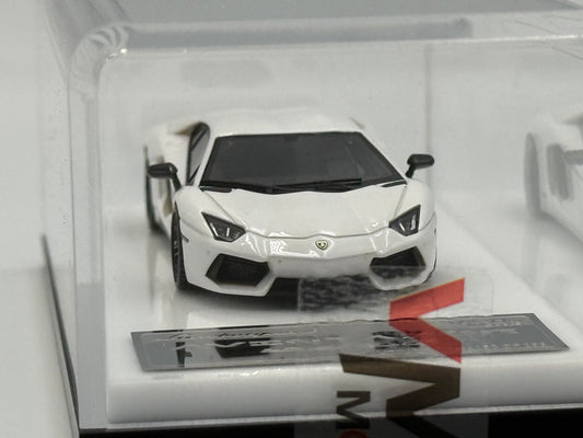 VMB 1:64 Lamborghini Aventador LP700-4 (White)