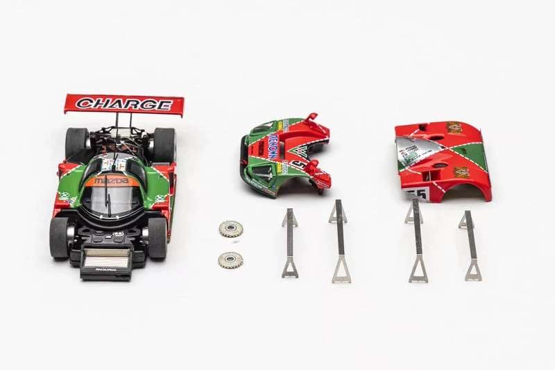 Motorhelix 1:64 Mazda 787B Reown 1991 Le Mans 24hrs Winner