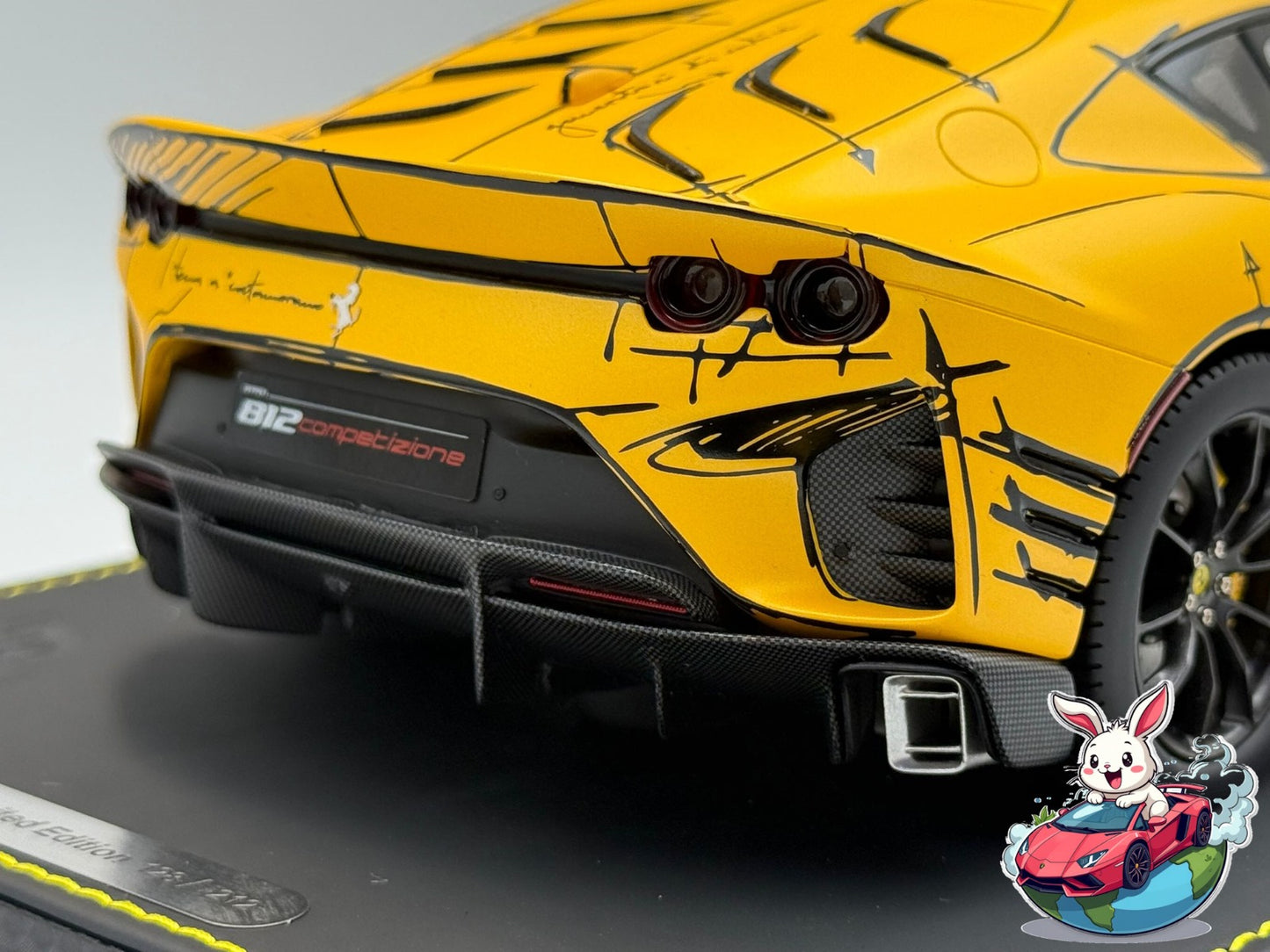 BBR 1:18 Ferrari 812 Competizione (Sketch)