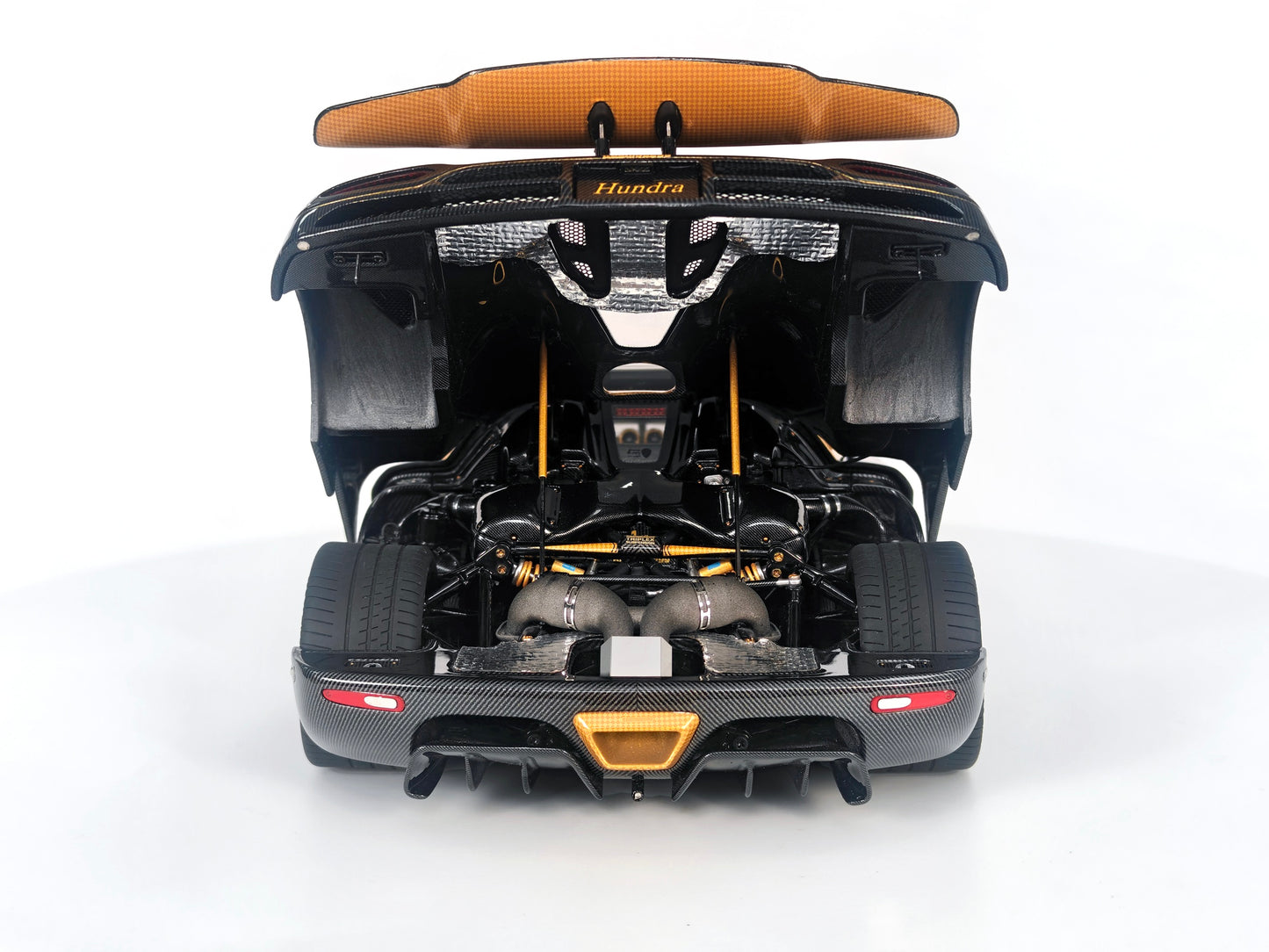 [PRE-ORDER] Frontiart 1:18 Koenigsegg Agera S Hundra