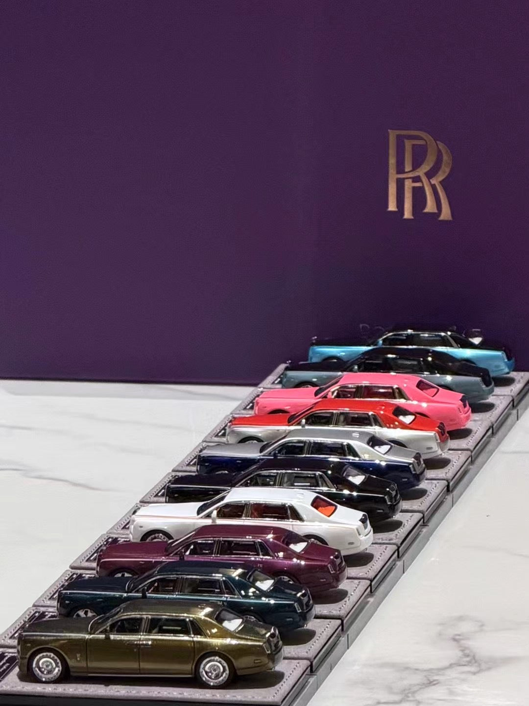 Henson & Heaven 1:64 Rolls-Royce Phantom Series II