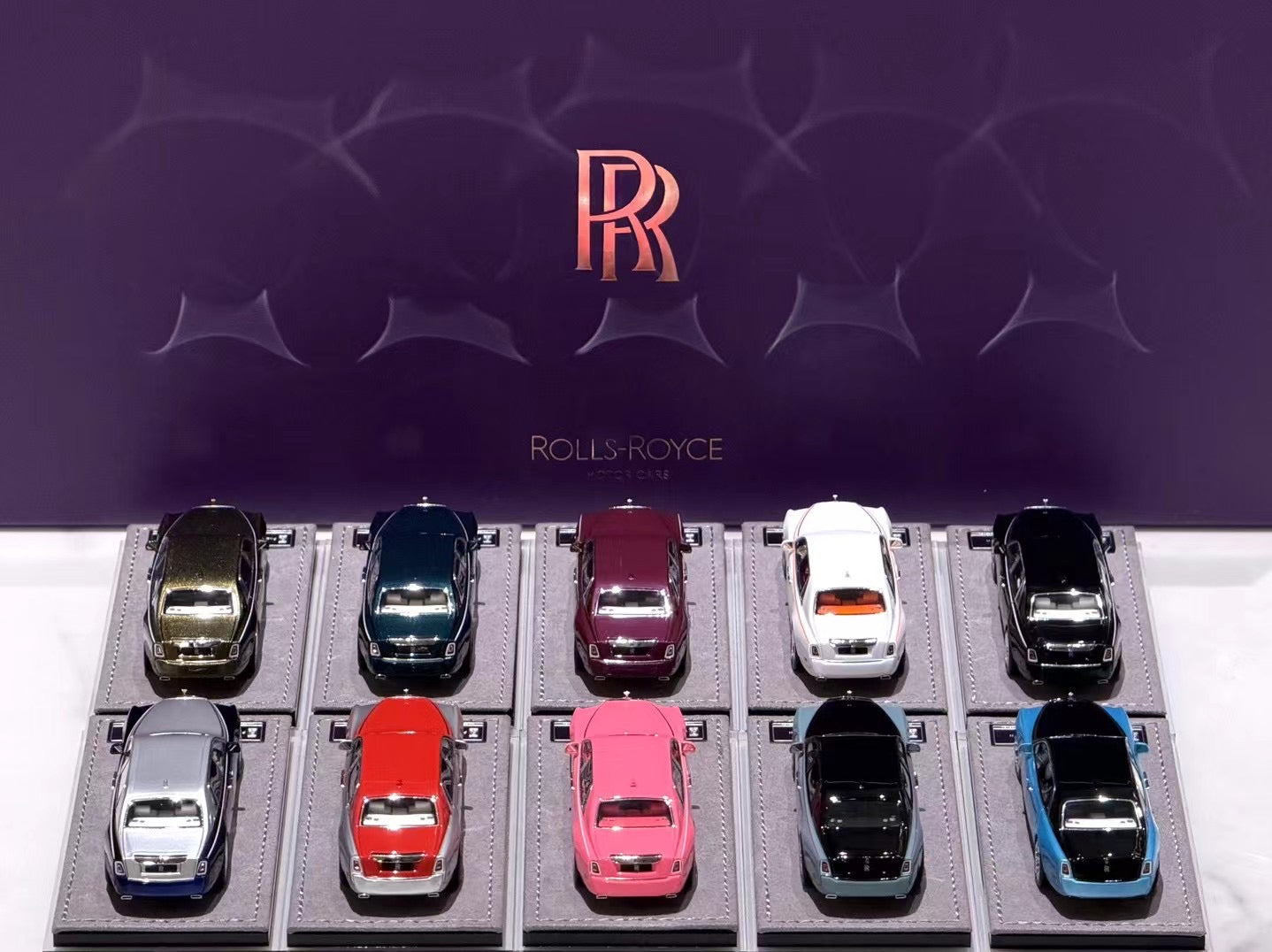Henson & Heaven 1:64 Rolls-Royce Phantom Series II