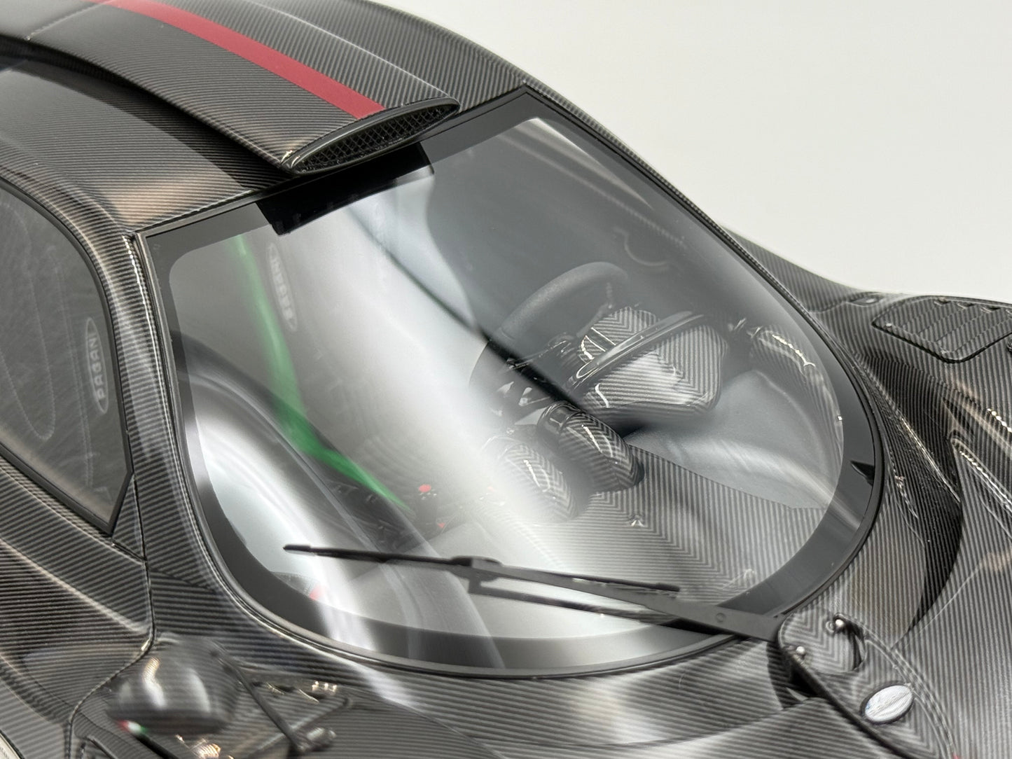 Henson & Heaven 1:18 Pagani Zonda KAQ