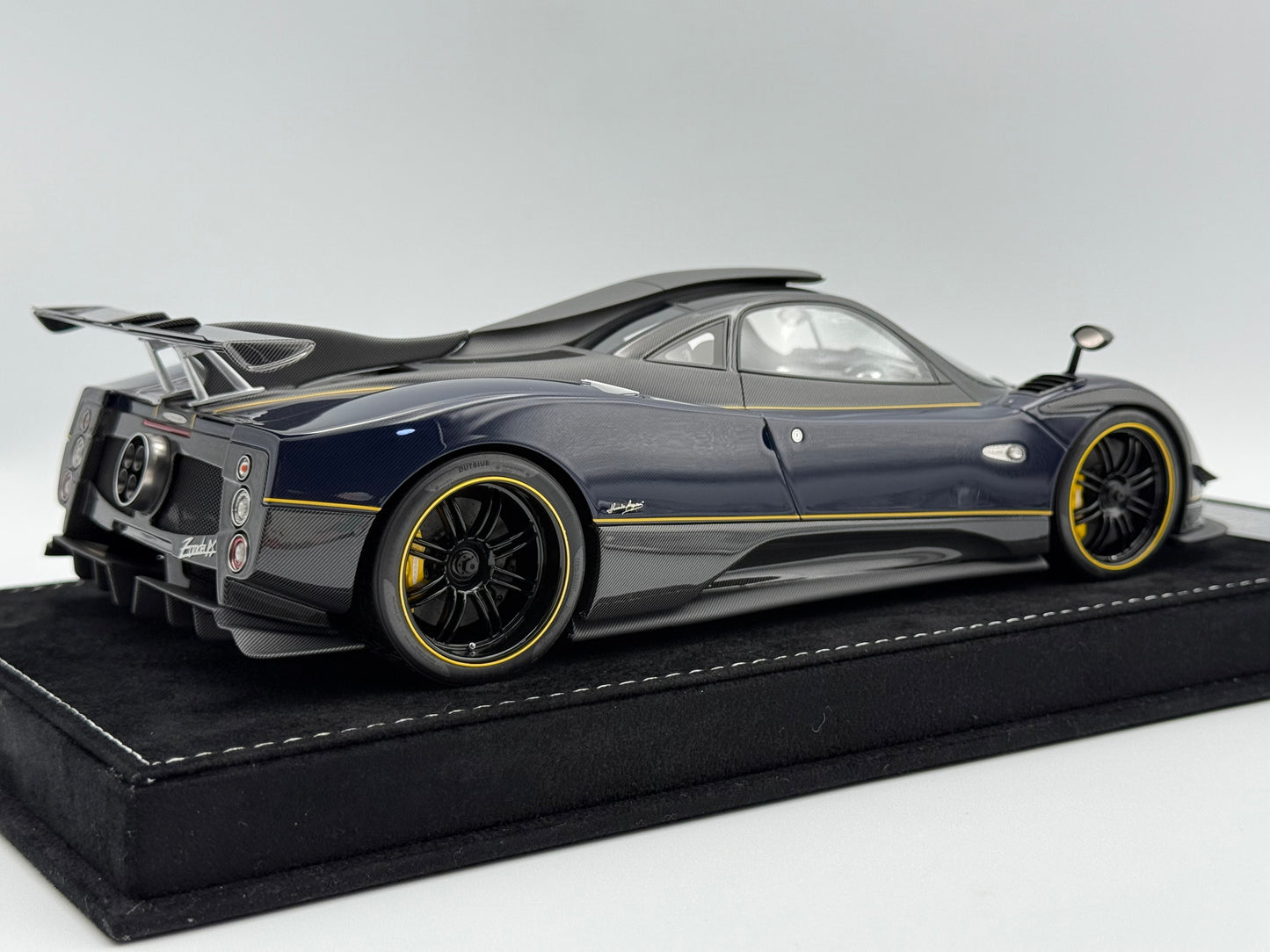 Henson & Heaven 1:18 Pagani Zonda PS II