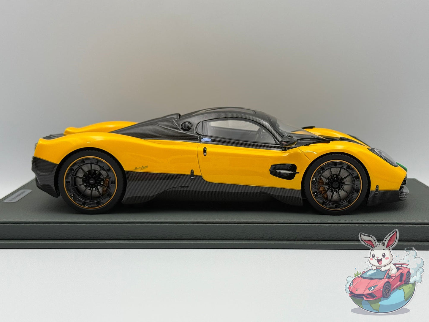 BBR 1:18 Pagani Utopia (Giallo Ginevra)