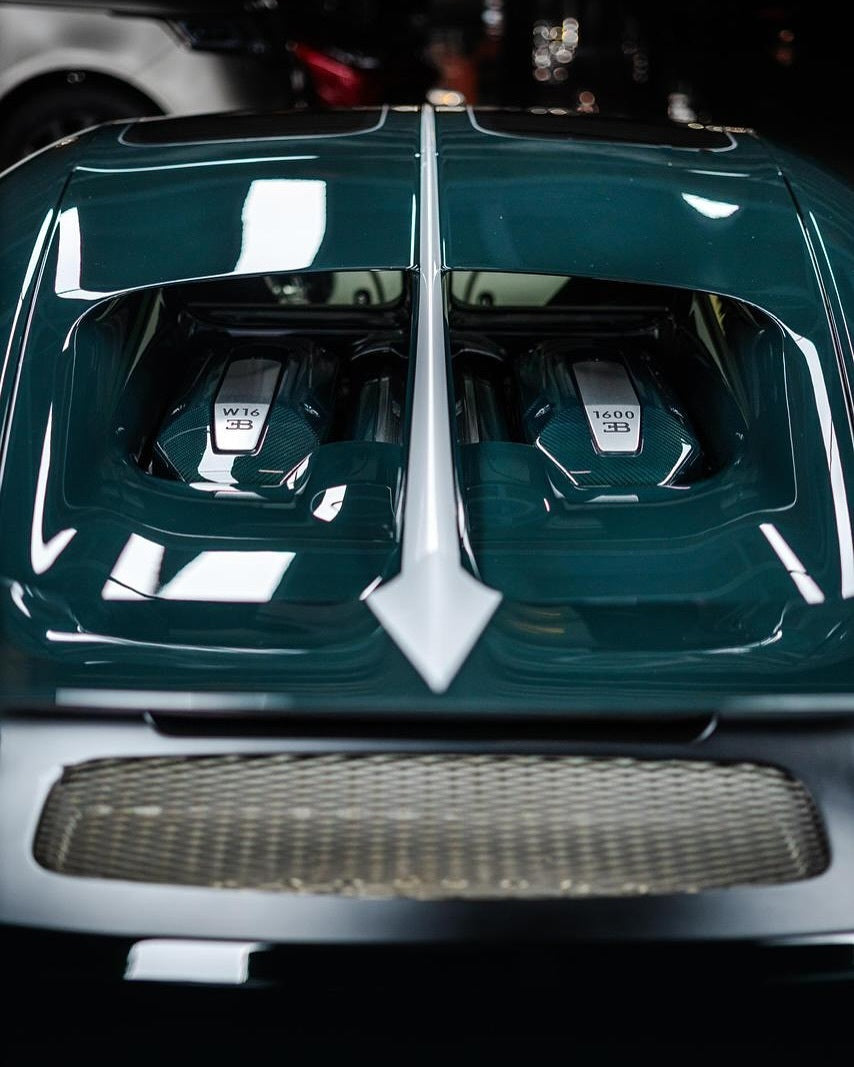 PREORDER 1:18 Bugatti Chiron Super Sport 'ĽÉmeraude'