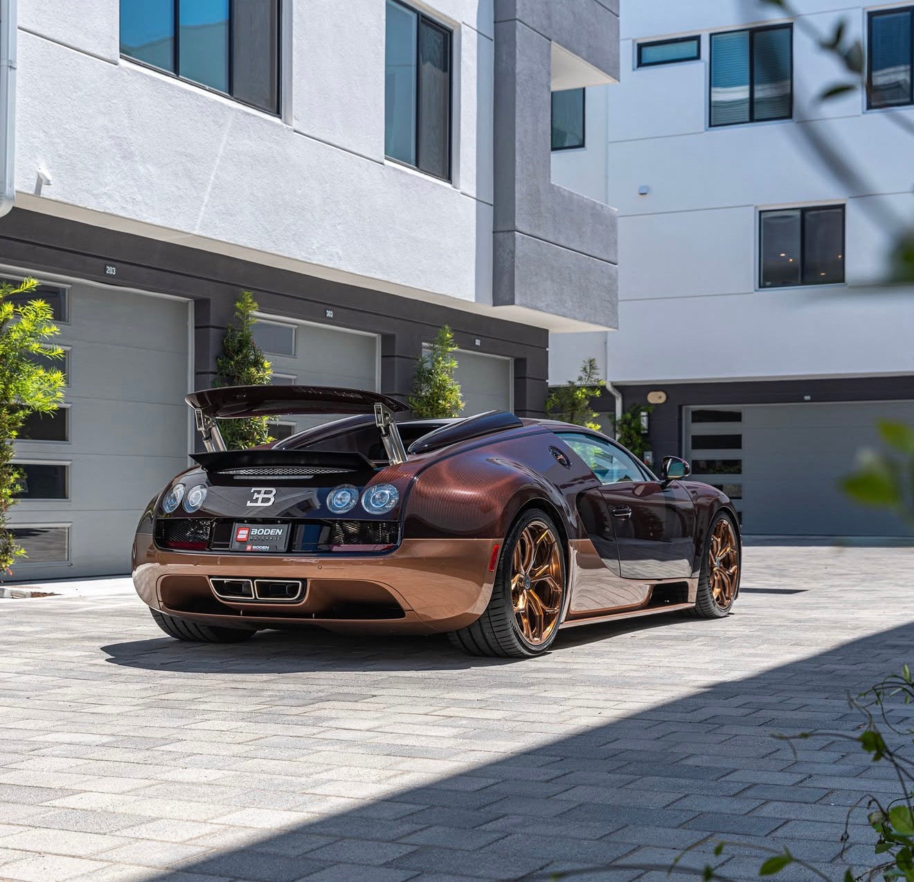 PREORDER 1:18 Bugatti Veyron Grand Sport Vitesse ‘Rembrandt’ (HRE P111SC Manny Khoshbin Version)