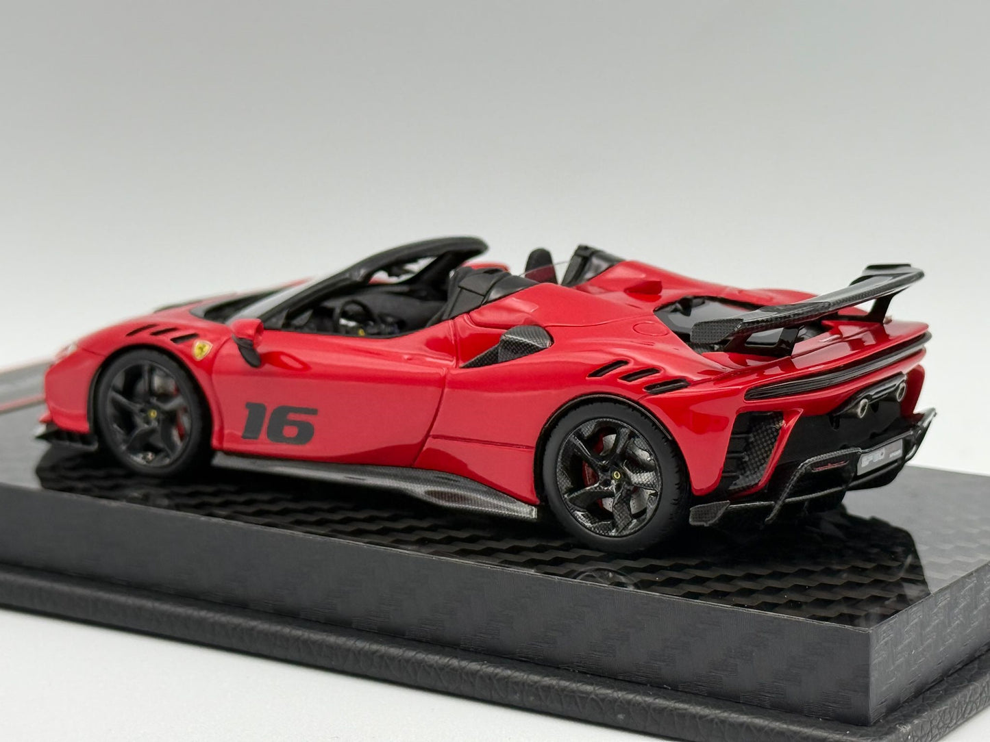 BBR 1:43 Ferrari SF90 XX Spider race n.16 (Rosso Corsa) - Carbon Base
