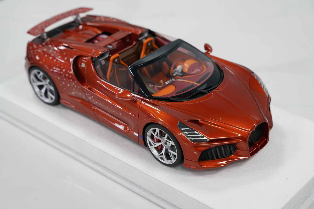 Henson & Heaven 1:18 Bugatti Mistral W16 'Le Jeune Prince'
