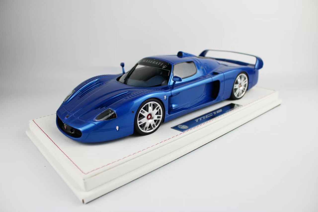 [PRE-ORDER] GL Model 1:18 Maserati MC12