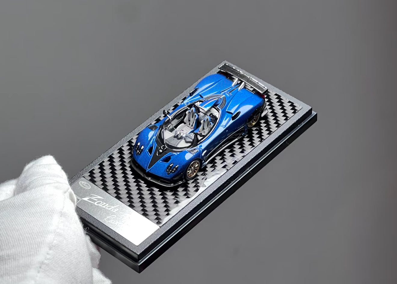 LCD 1:64 Pagani Zonda HP Barchetta (Blue)