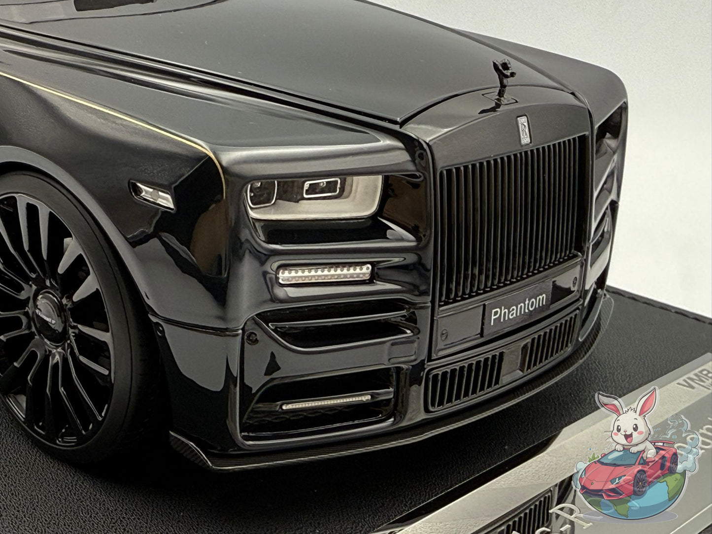VMB 1:18 Rolls-Royce Phantom MANSORY VIII Gloss Black