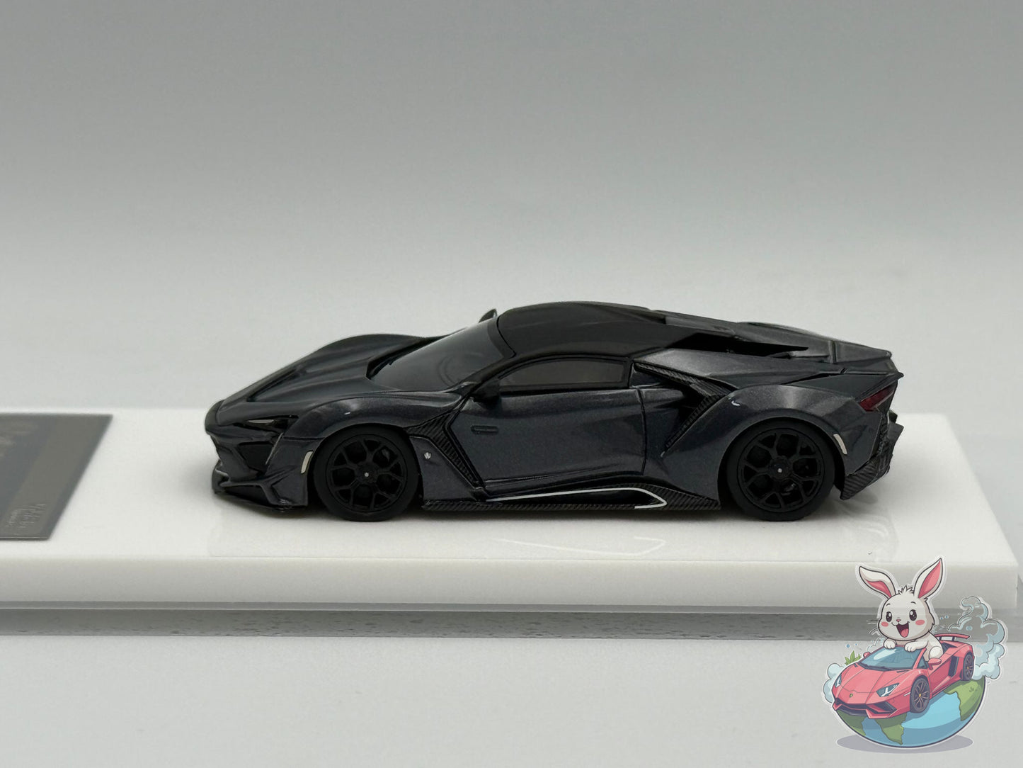 VMB 1:64 Fenyr Supersport (Silver Black + Matte Black)