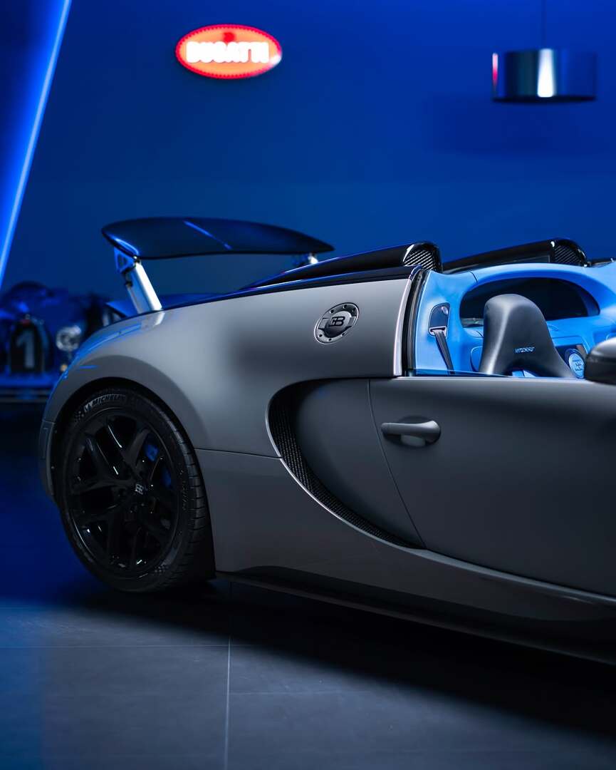 PREORDER 1:18 Bugatti Veyron Grand Sport Vitesse 'GRYBUG'