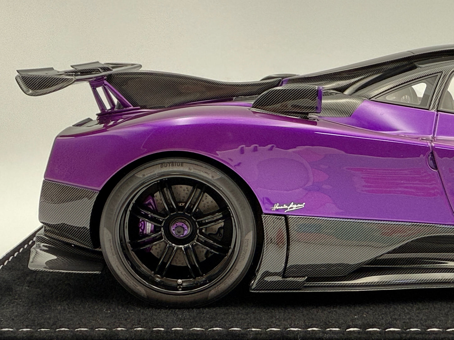 Henson & Heaven 1:18 Pagani Zonda 760 LH