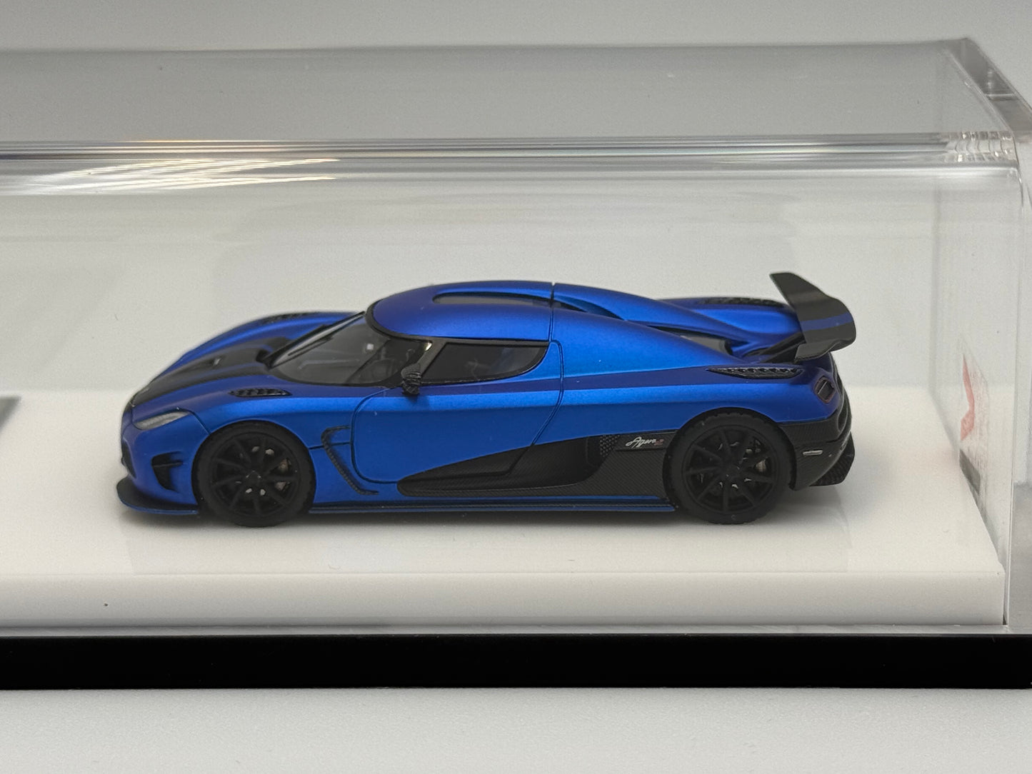 VMB Models 1:64 Koenigsegg Agera R (Matte Imperial Blue) - New Packaging