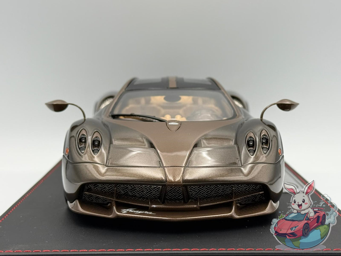 GL Model 1:18 Pagani Huayra Hermes (Brown Carbon Fiber)