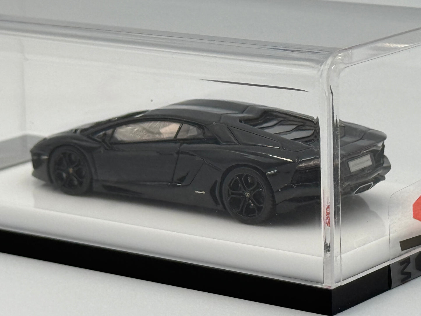 VMB 1:64 Lamborghini Aventador LP700-4 (Black)