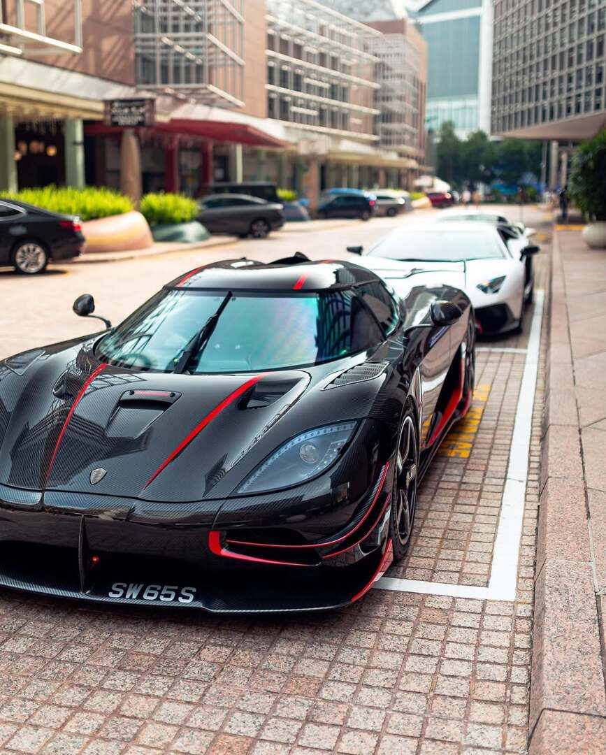 VMB x Miniature Planet 1:18 Koenigsegg Agera RS 'Genesis'