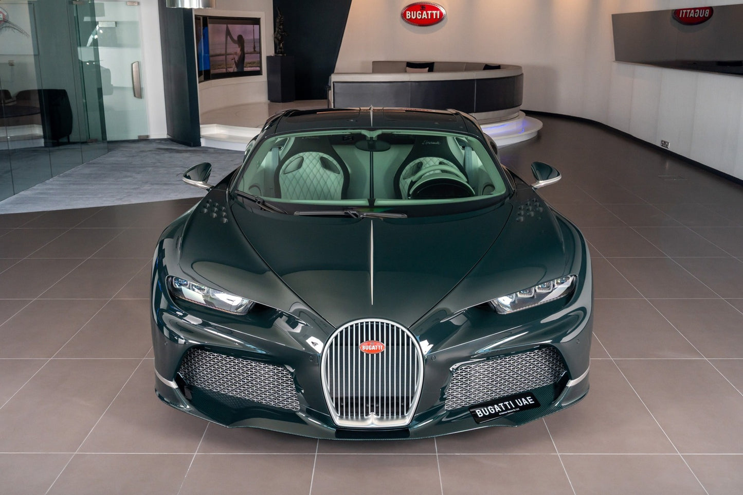 PREORDER 1:18 Bugatti Chiron Super Sport 'ĽÉmeraude'