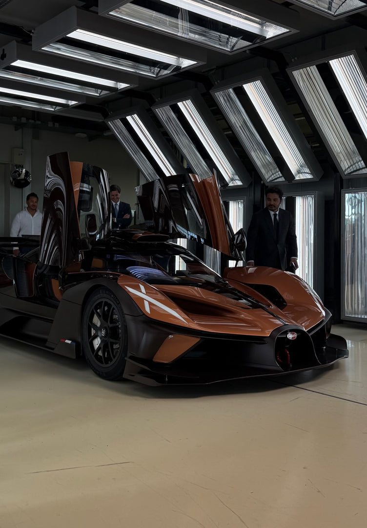 PREORDER Henson & Heaven 1:18 Bugatti Bolide (Brown Carbon) - Exclusive Model