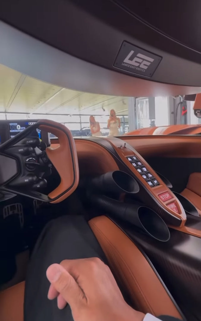 PREORDER Henson & Heaven 1:18 Bugatti Bolide (Brown Carbon) - Exclusive Model