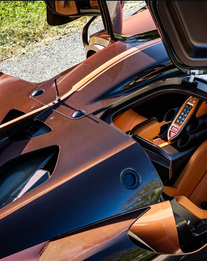 PREORDER Henson & Heaven 1:18 Bugatti Bolide (Brown Carbon) - Exclusive Model