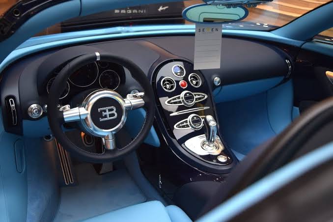 PREORDER 1:18 Bugatti Veyron Grand Sport Vitesse Jean-Pierre Wimille Legend