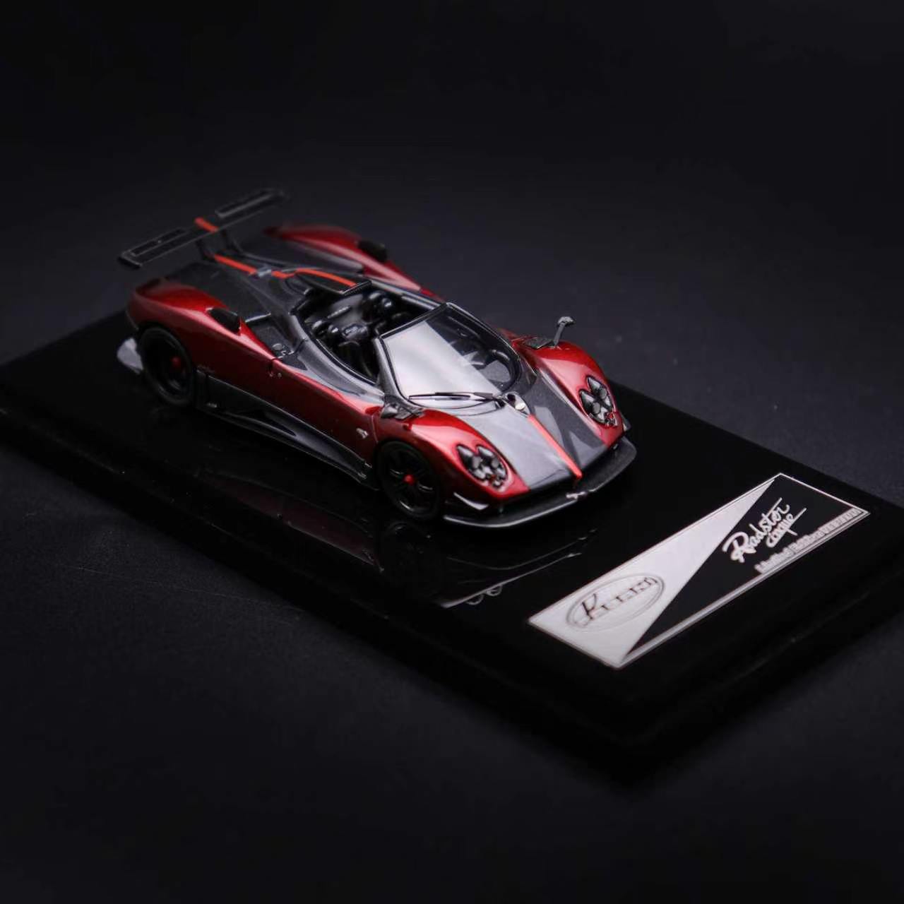Sakura Model 1:64 Pagani Zonda Cinque (Red)