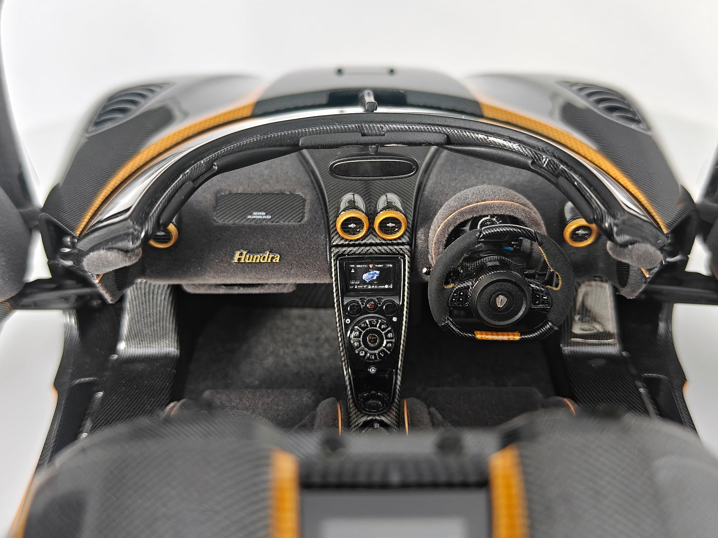 [PRE-ORDER] Frontiart 1:18 Koenigsegg Agera S Hundra