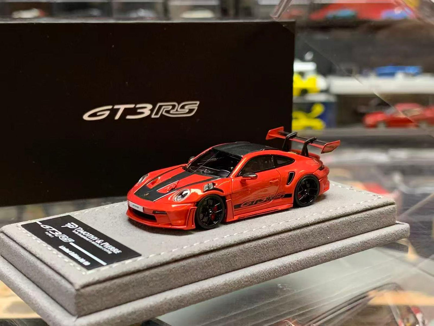 PREORDER Timothy & Pierre 1:64 Porsche 911 992 GT3 RS