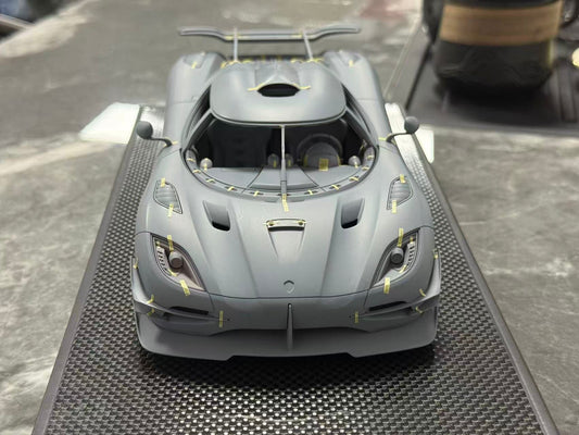 PREORDER VMB 1:18 Koenigsegg One:1 JC (Carbon/Pink)