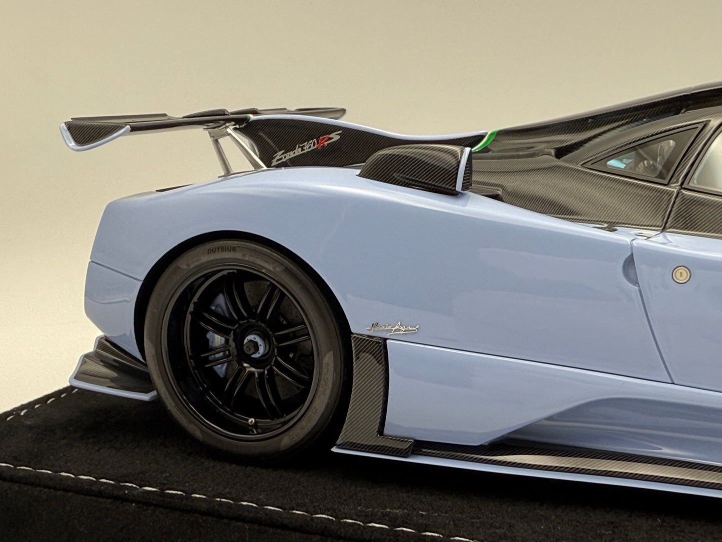 Henson & Heaven 1:18 Pagani Zonda 760RS (Baby Blue)