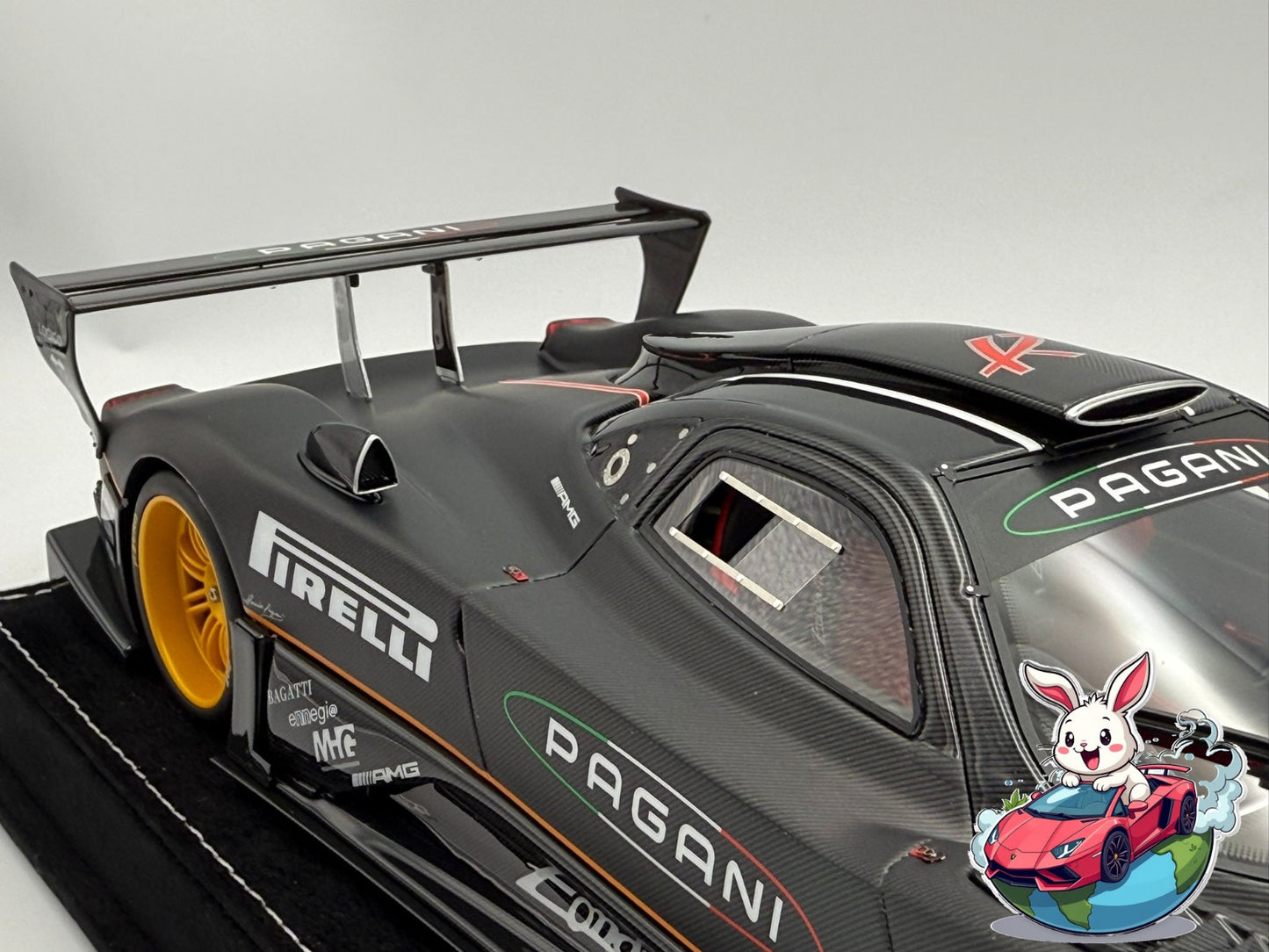 Henson & Heaven 1:18 Pagani Zonda R 'Nurburgring Record'