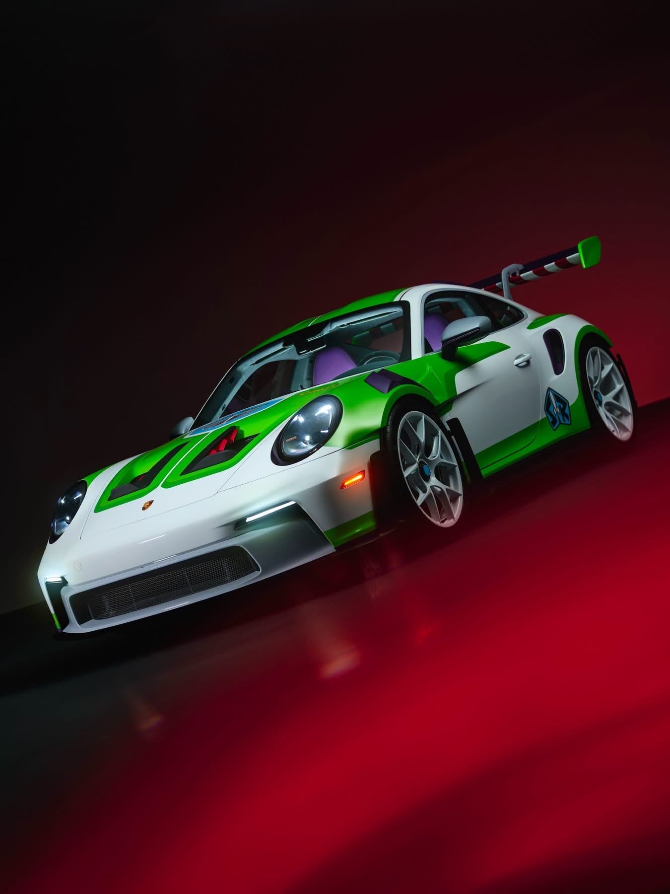 PREORDER Henson & Heaven 1:18 Disney x Porsche Sonderwunsch : Porsche 992 GT3 RS ‘Buzz Lightyear’