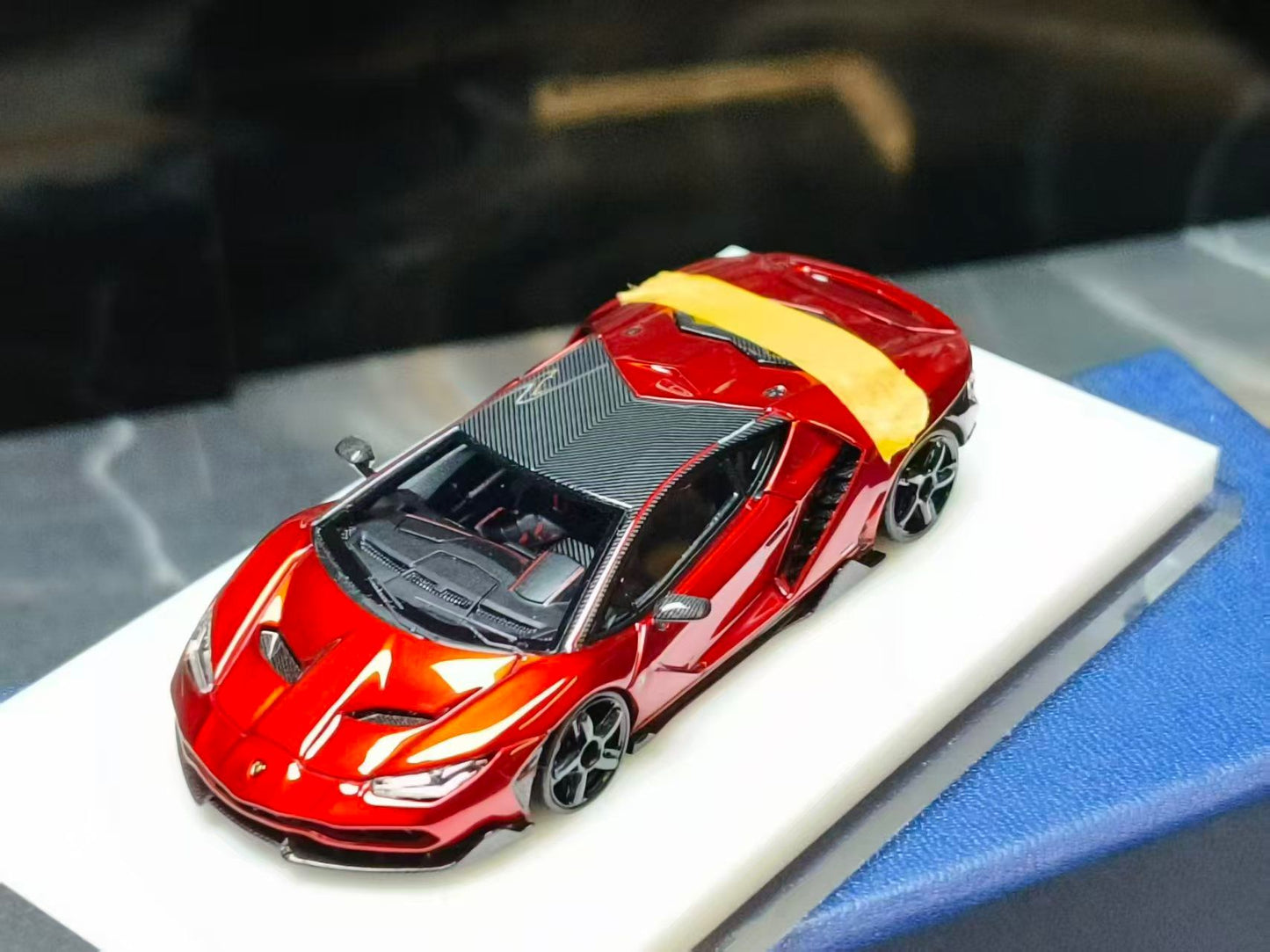 JDL 1:64 Lamborghini Centenario LP770-4 (Metallic Red)
