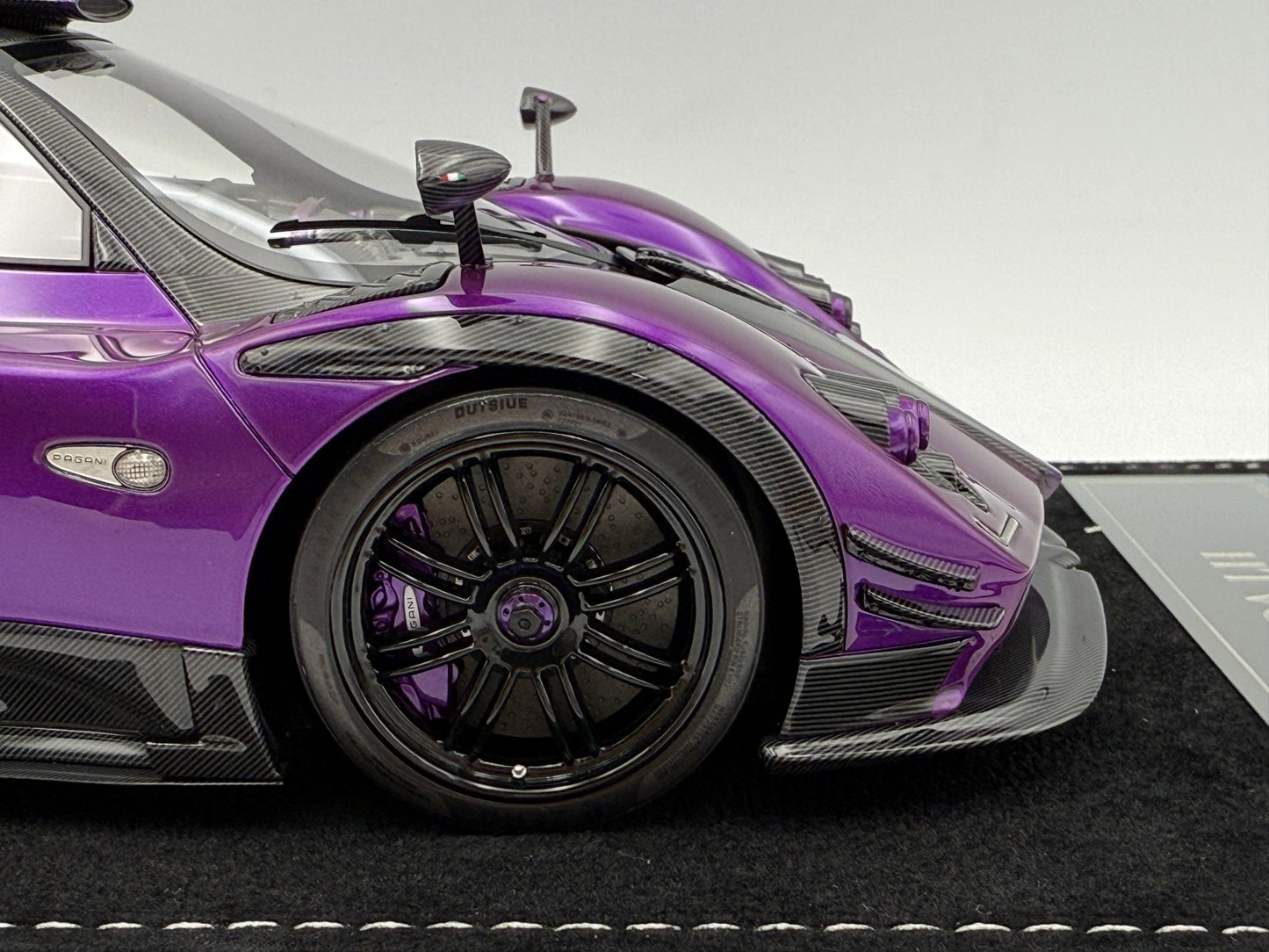 Henson & Heaven 1:18 Pagani Zonda 760 LH